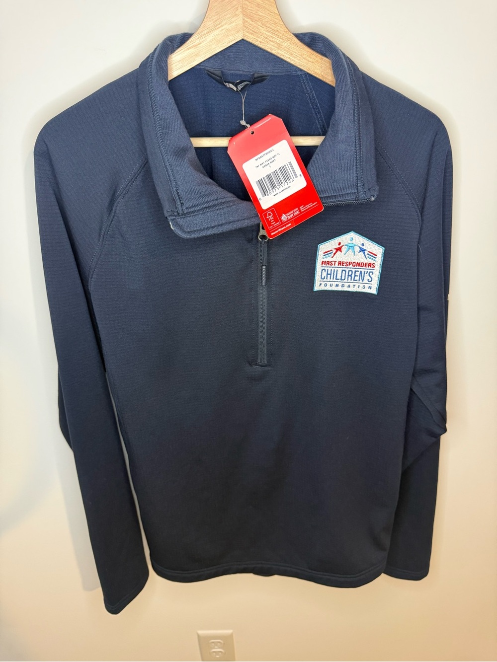 The North Face Navy Men's Quarter-Zip Pullover